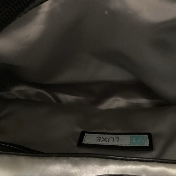 VT Luxe Crushed Velvet Fo Faux Fur Satchel Pockets - Picture 5 of 6